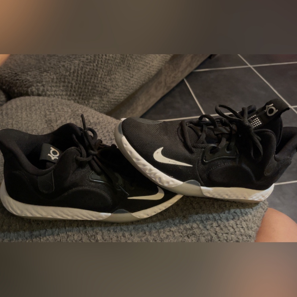Nike KD Trey 5 Vll